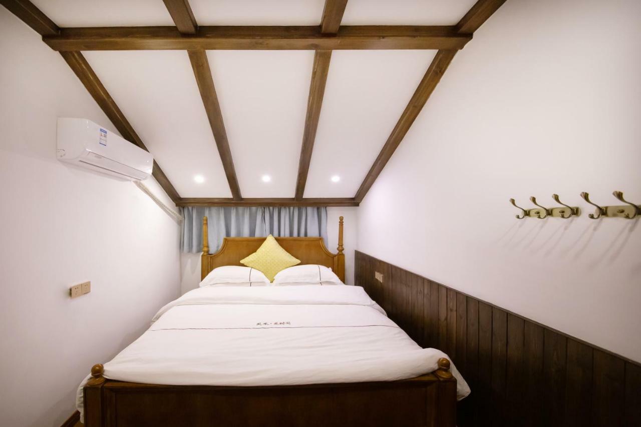 Fenghuang Slowly Time Inn Exterior photo