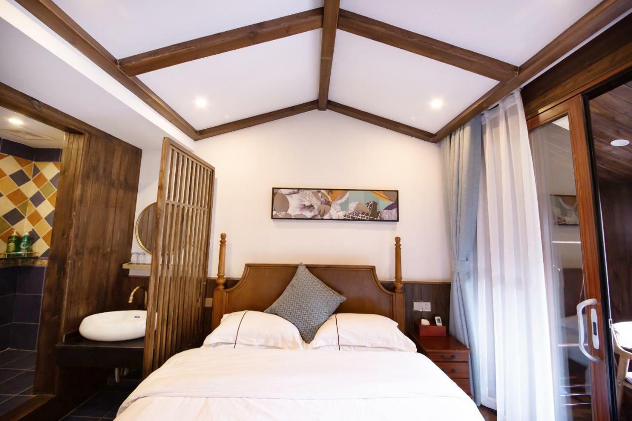 Fenghuang Slowly Time Inn Exterior photo